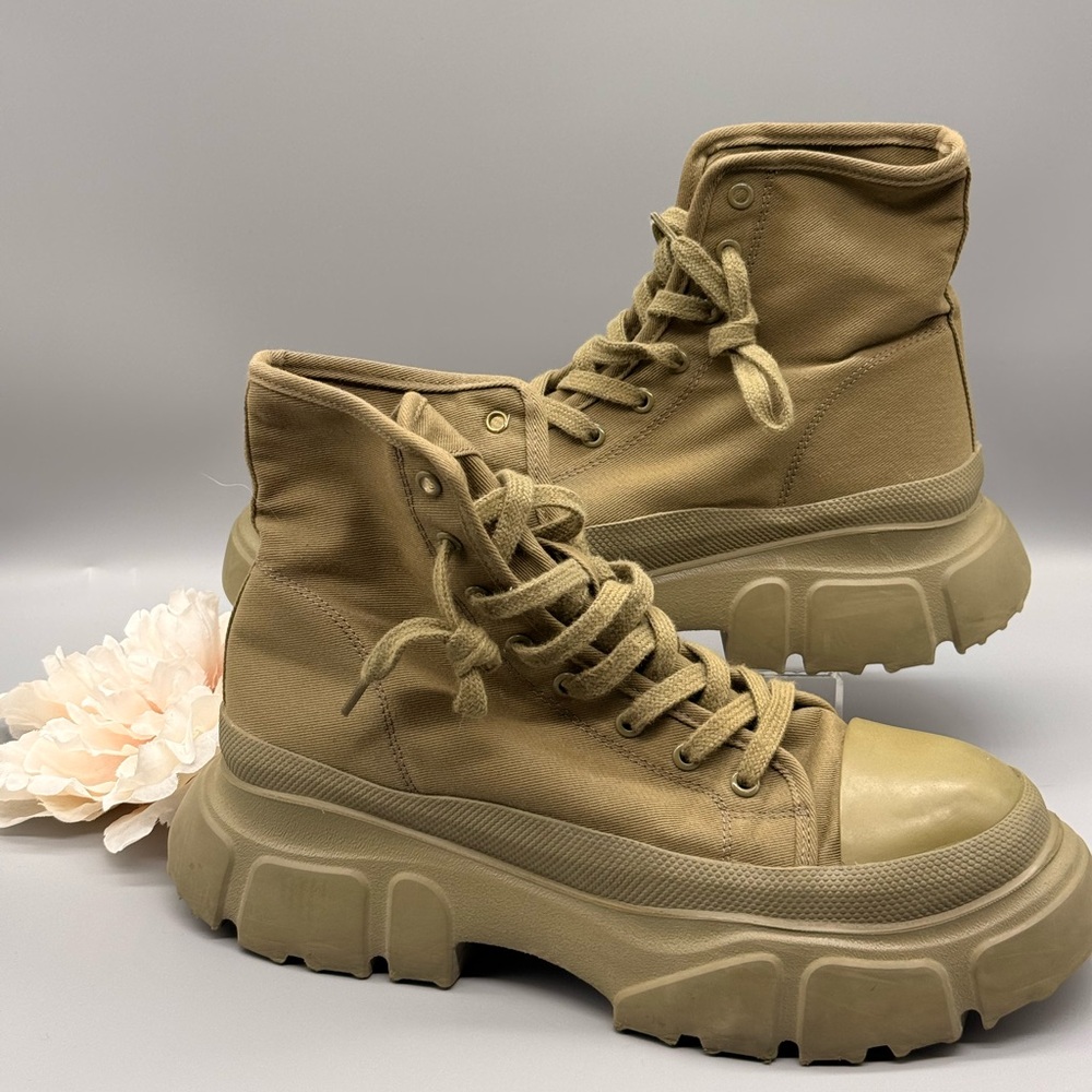 Zara Khaki Lug Sole Boot Style Sneakers / Boots